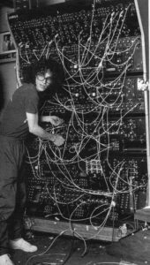 طراحی صدا چیست؟ مفاهیم پایه و اهمیت آن در موسیقی الکترونیک